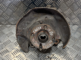 ступица передняя правая Toyota Corolla 7 поколение (E100) 1996, 1.3 л., бензин