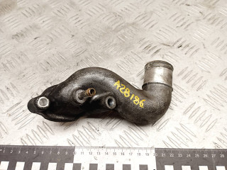 фланец (тройник) системы охлаждения Toyota RAV4 2 поколение (XA20) 2003, 2.0 л., 1CD-FTV, дизель, МКПП, внедорожник 5 дв., 1630427020