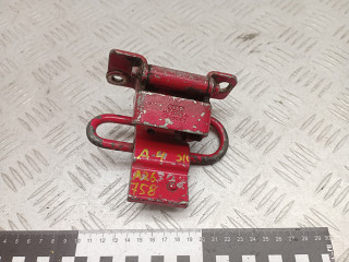 петля двери Audi 100 4A/C4 1994, 4A0833412A