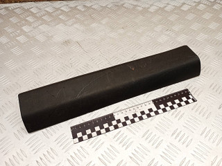 накладка на порог внутренняя Peugeot 308 T9 2014, 1.6 л., дизель, МКПП, хетчбэк 5 дв., правый руль, 9677521777