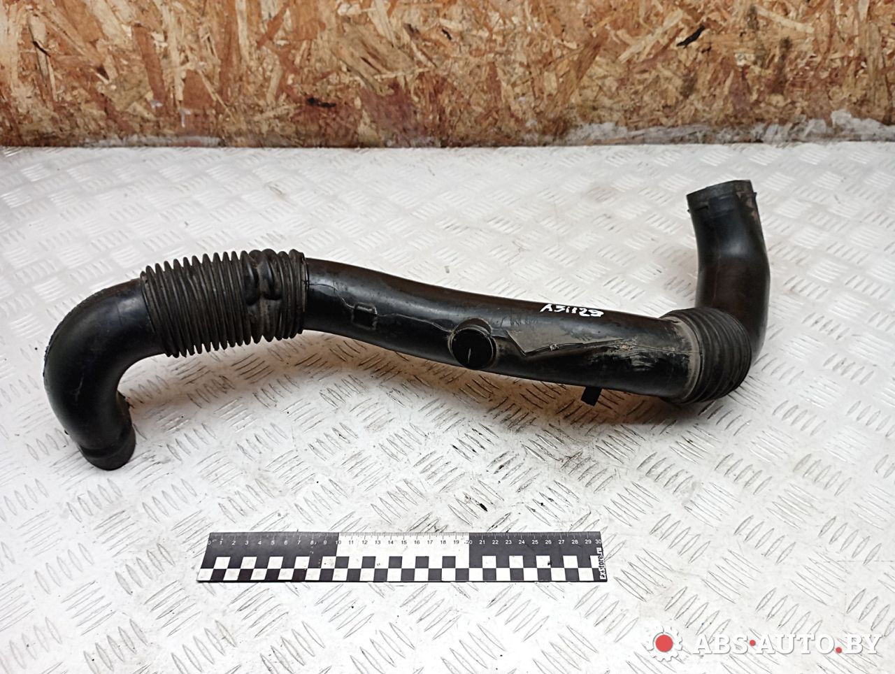 патрубок воздушного фильтра Peugeot 407 1 поколение 2007, 1.6 л., 9HZ (DV6TED4), дизель, МКПП, универсал, передний привод, 9648635480, 9659405180 - фото №1