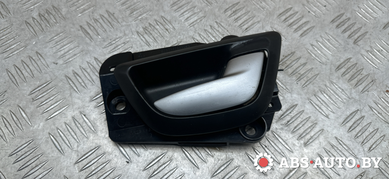 ручка внутренняя задняя правая Volvo XC90 1 поколение 2005, 2.4 л., D 5244 T, дизель, МКПП, внедорожник 5 дв., полный привод, правый руль, 08626602 - фото №1