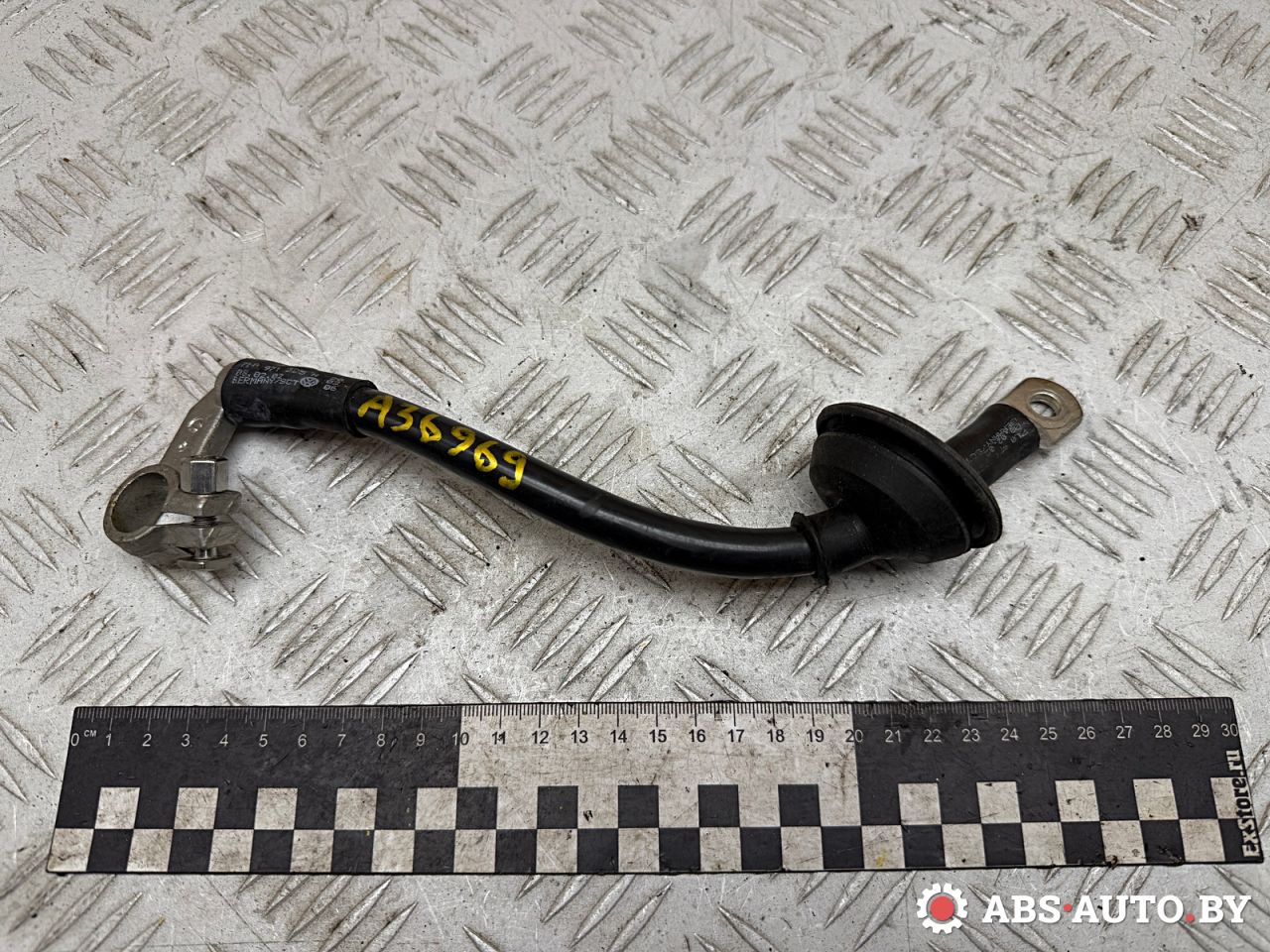 клемма аккумулятора плюс Volkswagen Touareg 1 поколение 2006, 2.5 л., BAC, дизель, МКПП, внедорожник 5 дв., 7L0971225H - фото №1