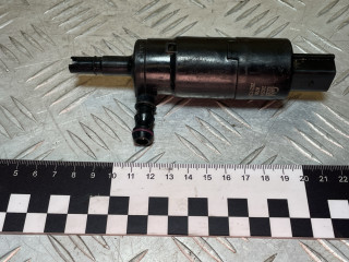 насос (моторчик) омывателя фар Volkswagen Passat B6 2010, 1.4 л., CDGA, бензин, АКПП, универсал, 26274, 20211227