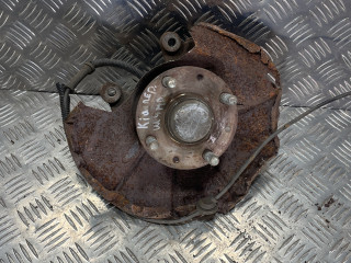 ступица задняя левая Kia Shuma 1 поколение 2000, 1.5 л., бензин