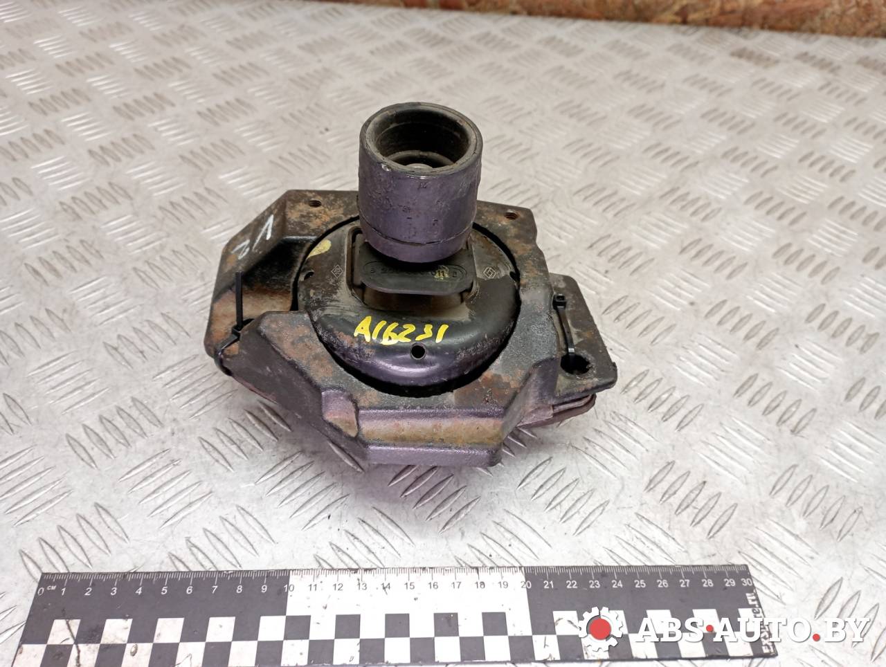 подушка крепления двигателя Renault Laguna 2 поколение 2004, 1.6 л., бензин, МКПП, универсал, 8200086471, 8200000011D, 7700410376B, 8200103937 - фото №1