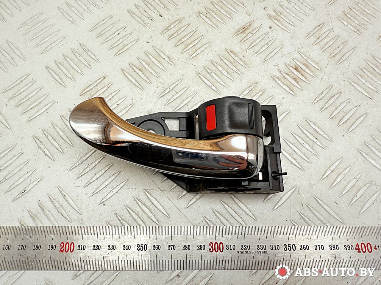 ручка внутренняя передняя правая Toyota RAV4 3 поколение (XA30) 2007, 2.2 л., 2AD-FTV, дизель, МКПП, внедорожник 5 дв. - фото №1