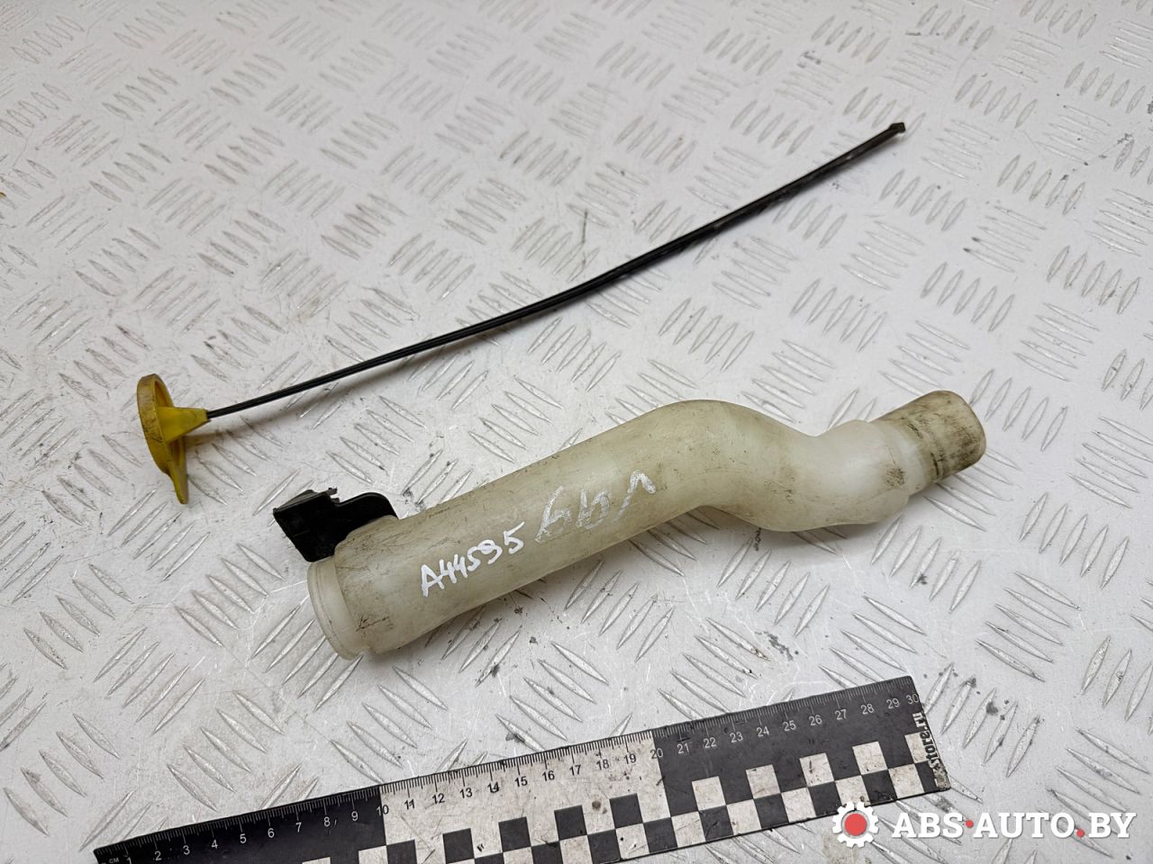 горловина бачка омывателя Opel Vectra C 2004, 2.2 л., Y 22 DTR, дизель, МКПП, седан, 24403930 - фото №1