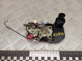 замок двери передней правой Chrysler Voyager 3 поколение 1998