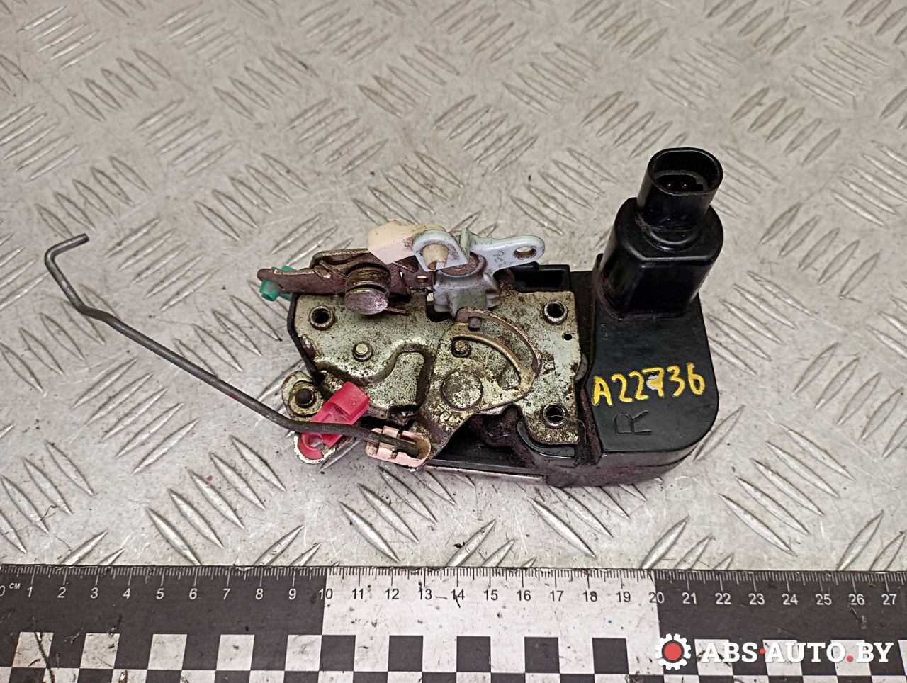 замок двери передней правой Chrysler Voyager 3 поколение 1998 - фото №1