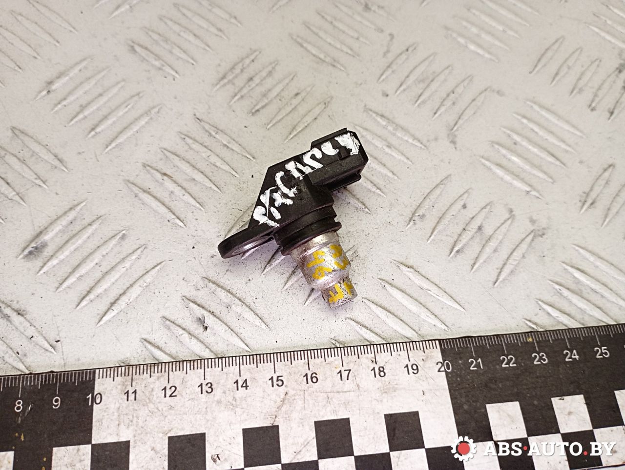 датчик распредвала Renault Scenic 2 поколение 2005, 1.9 л., дизель, МКПП, минивэн, 8200038472, GMC93161272, MW30652288, MW31251169, M883794, 2376000QAA, 2376000QAC, 2376000Q0C, 23796AW300, 2556500Q0B, 4413789, 4435050, 4506177, 93161272, 93198126, 93198452, 8200370572, 8200709844, 8200789528, 8200370572D, 7700103486, 30652288, 31216651 - фото №1