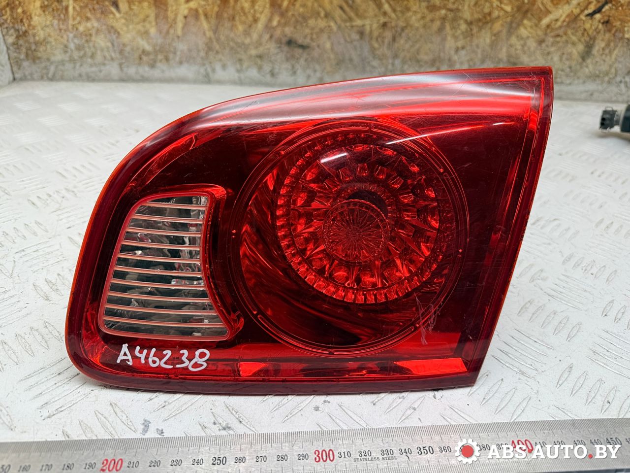 фонарь крышки багажника правый Hyundai Santa Fe 2 поколение (CM) 2006, 2.2 л., D4EB, дизель, МКПП, внедорожник 5 дв., 924062B000 - фото №1