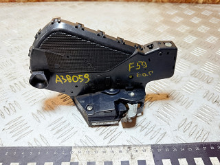 замок багажника Toyota RAV4 3 поколение (XA30) 2007, 2.2 л., 2AD-FTV, дизель, МКПП, внедорожник 5 дв., 6911042130