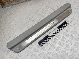 накладка на порог внутренняя Hyundai Sonata NF 2006, 2.4 л., G4KC, бензин, МКПП, седан, 858713K100