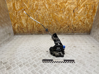 замок двери передней правой Volkswagen Touareg 1 поколение 2006, 2.5 л., BAC, дизель, МКПП, внедорожник 5 дв., 3D1837016AP, 25101D6