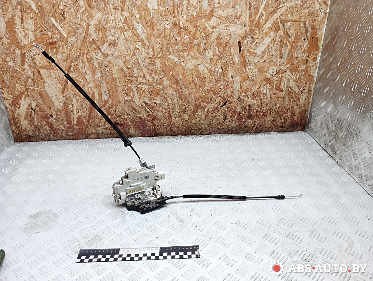 замок двери задней правой Volkswagen Passat B6 2010, 1.4 л., CDGA, бензин, АКПП, универсал, 3C4839016A - фото №1