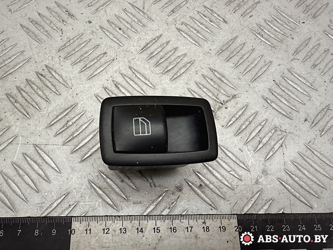 кнопка стеклоподъемника двери Mercedes-Benz B-Класс W245 2006, 1.5 л., M 266.920, бензин, МКПП, правый руль, A1698205210, 03128250 - фото №1