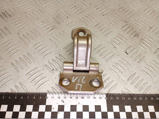 петля крышки багажника Mercedes-Benz M-Класс W163 [рестайлинг] W163 2004, 2.7 л., дизель, АКПП, внедорожник 5 дв., полный привод