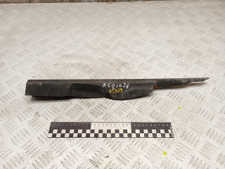 пыльник переднего крыла Nissan Qashqai 1 поколение 2008, 1.5 л., K9K 282, дизель, МКПП, правый руль, 66898JD000