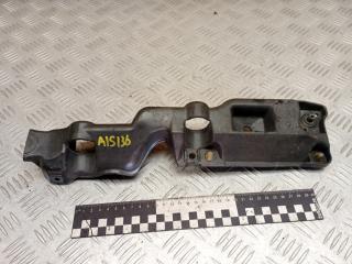 крепление ( кронштейн ) крыла Renault Grand Scenic 3 поколение 2011, 1.5 л., дизель, МКПП, правый руль, 631230010R