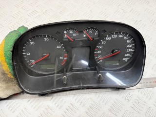 щиток приборов (приборная панель) Volkswagen Bora 1 поколение 2000, 1.9 л., дизель, МКПП, седан, 1035100002, 1036049025, 0263618033, 1J0920802G