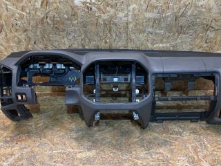 панель передняя салона (торпедо) Mitsubishi Pajero 3 поколение 2002, 3.2 л., дизель, МКПП, внедорожник 3 дв.