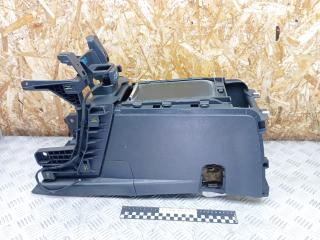 консоль салона Peugeot 5008 1 поколение 2011, 1.6 л., дизель, МКПП, передний привод, 9670593077