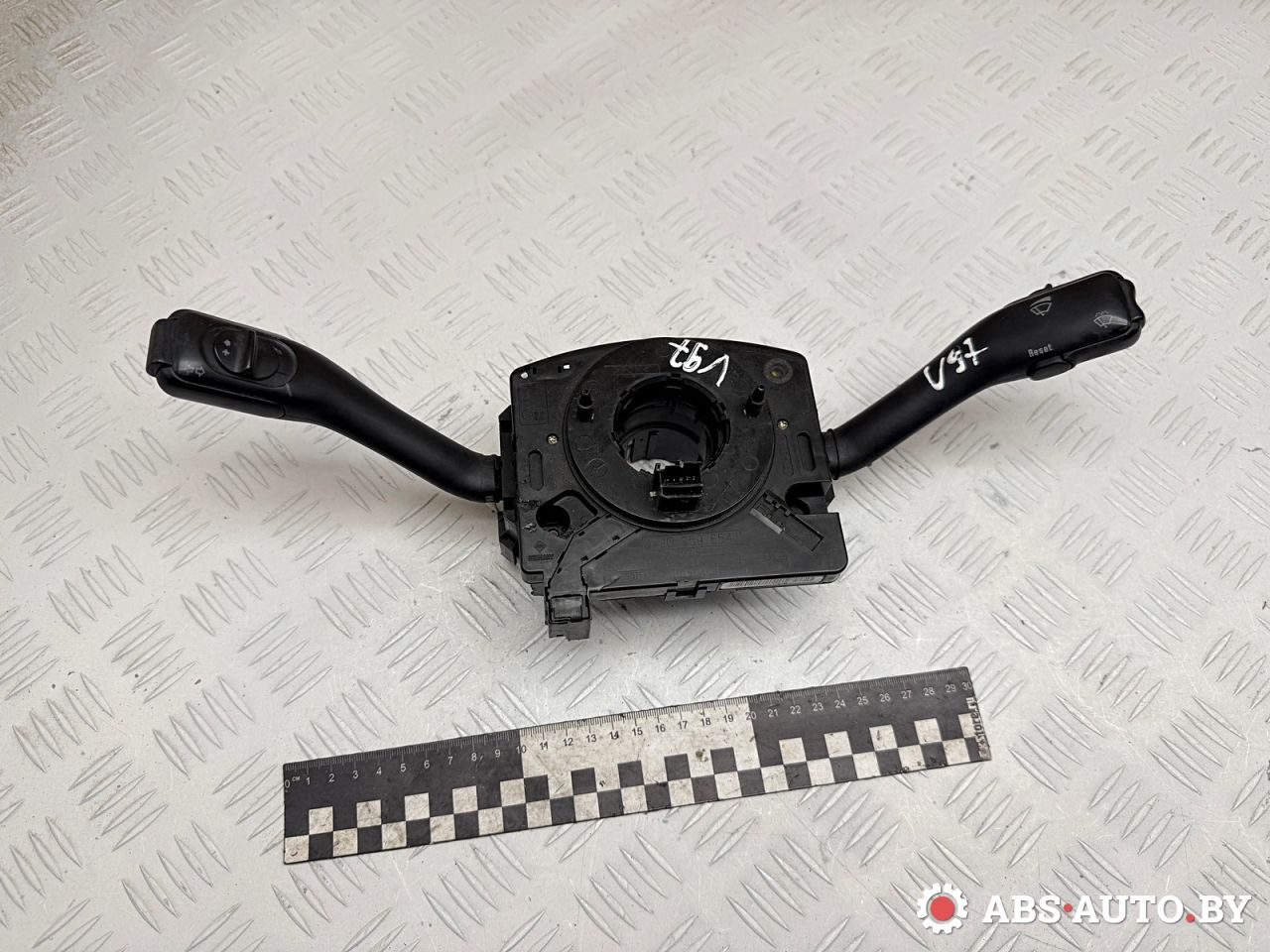 переключатель подрулевой (стрекоза) Audi A6 4B/C5 2000, 2.5 л., AKE, дизель, МКПП, полный привод, 4B0953503G, 1J0959654J - фото №1