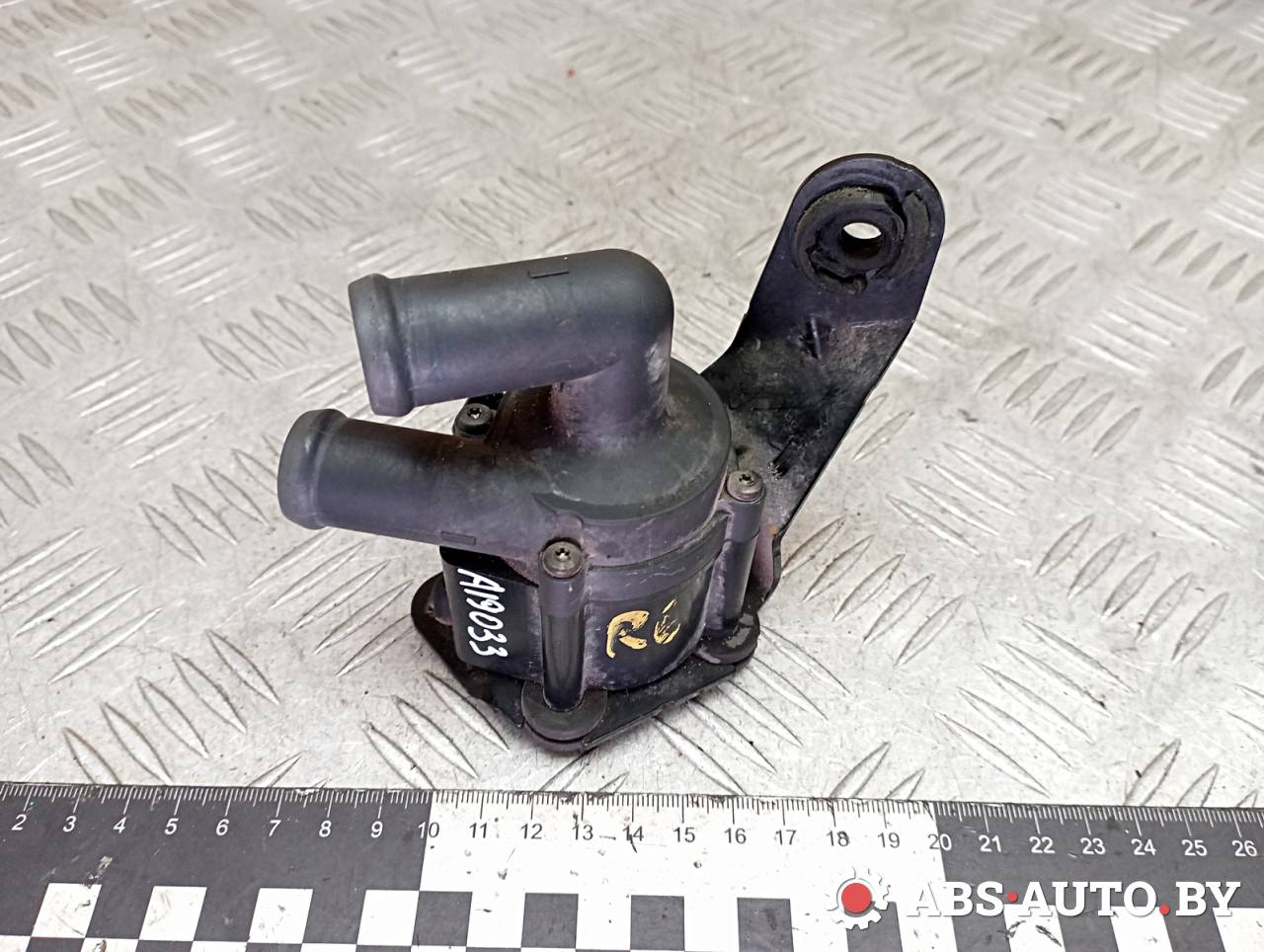 насос антифриза дополнительный BMW 7 серия F01/F02 F01 2009, 4.4 л., бензин, АКПП, 64119183714, 64119183713, 701899090, 701899080, 64119167206, 64119230236, 64119253081, 64119253913 - фото №1