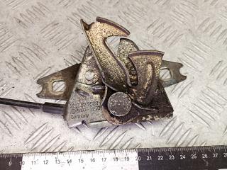 замок капота Volkswagen Passat B3 1993, 867823509