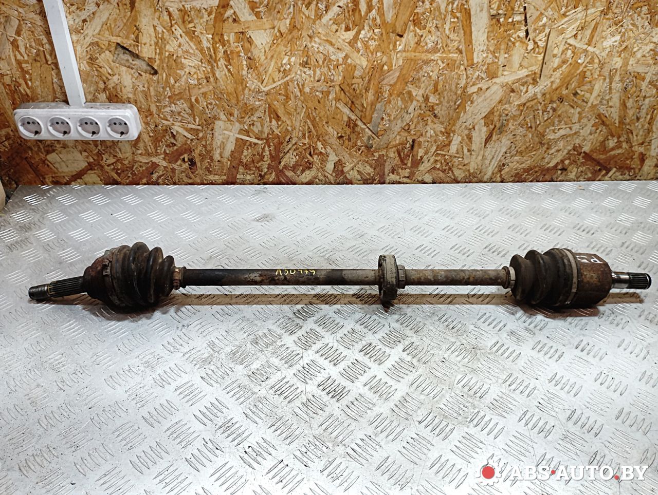 полуось передняя правая (приводной вал, ШРУС) Hyundai Lantra J2 1996, 1.6 л., G4GR, бензин, МКПП, 4950829C00 - фото №1