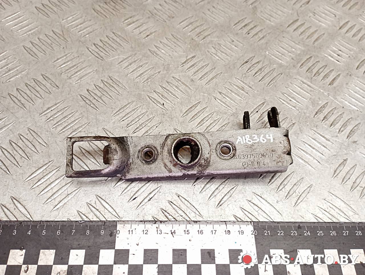 замок капота Mercedes-Benz Vito W639 2006, 2.2 л., дизель, МКПП, правый руль, A6397500650 - фото №1