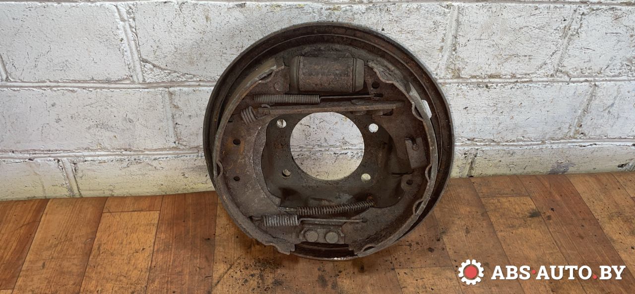 защитный кожух тормозного механизма Ford Mondeo 3 поколение 2002 - фото №1