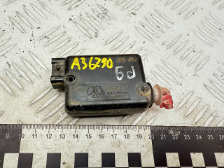 активатор замка багажника Renault Scenic 1 поколение 1997, 2.0 л., F3R 796, бензин, МКПП, 7700712901, 7701039565, 7702127213