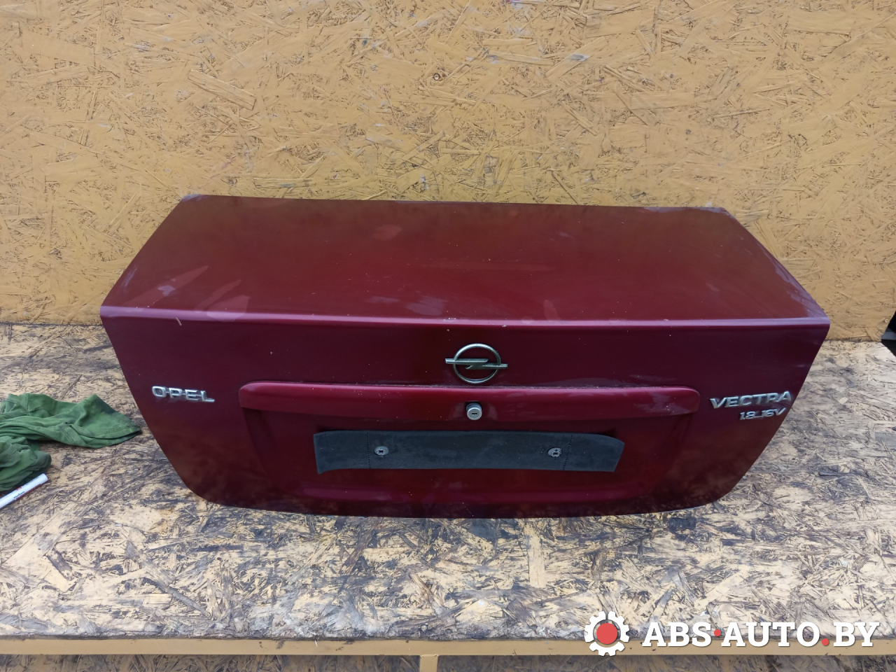 крышка багажника (дверь 3-5) Opel Vectra B 1999, седан - фото №1