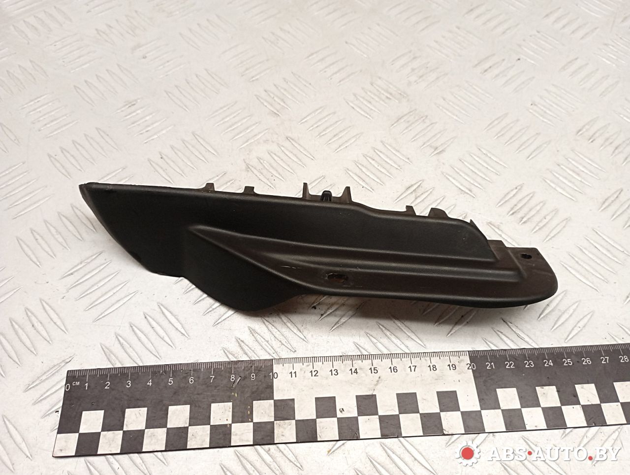 планка под капот Citroen C5 2 поколение 2016, 2.0 л., AHW (DW10FC), дизель, АКПП, универсал, 9682940680 - фото №1