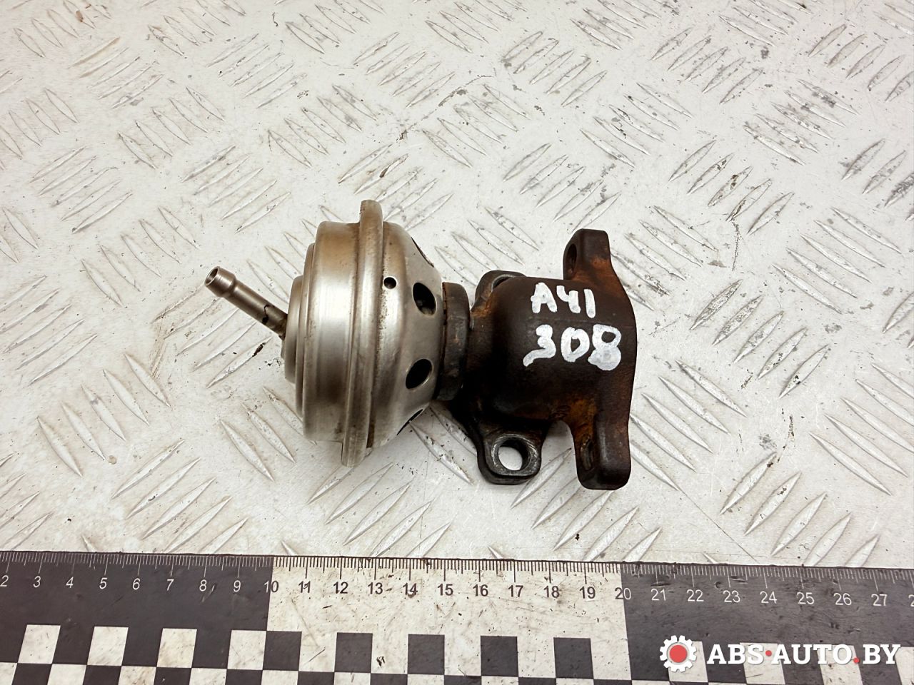 клапан EGR Audi A6 4B/C5 1997, 1.9 л., AFN, дизель, МКПП, седан, 028131501E, 028131501A, 028131501B, 72172303, EG10271, EG1027112B1, 555028, 930141, EGZ1197MR, 88005, 721723530 - фото №1