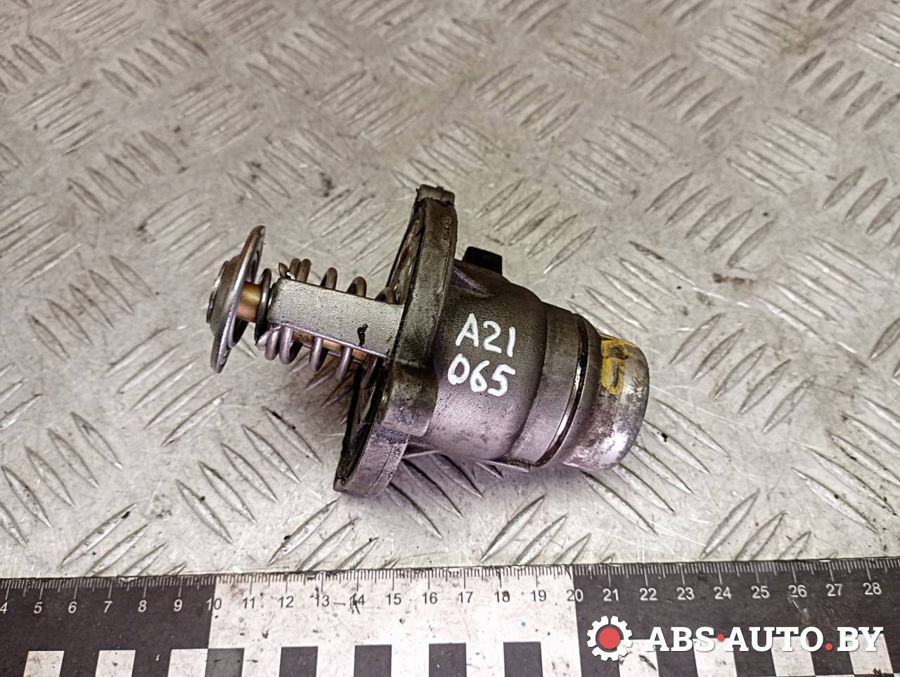 термостат BMW 7 серия F01/F02 F01 (2008 - 2012), 4.4 л., бензин, АКПП, 7586885, 7502779, 11530150976, 11530304425, 11537502779, 11537586885, TVZ1098NF, TVZ1098UA, TM27105 - фото №1