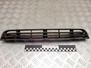 Заглушка (решетка) в бампер передний Audi A6 4A/C4 1996, 4A0807683, 4A0807683A