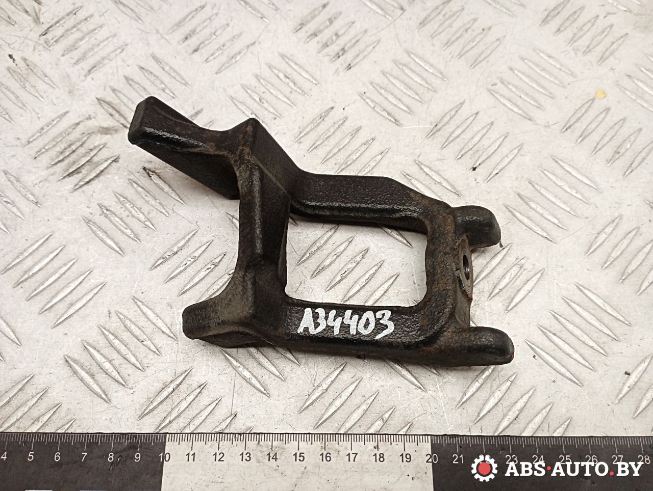 кронштейн двигателя Honda Civic 8 поколение 2008, 2.2 л., N22A2, дизель, МКПП, хетчбэк 5 дв., правый руль, 31280R06E00 - фото №1