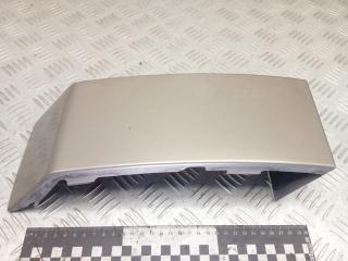 ус под фонарь левый Volvo XC90 1 поколение 2005, 2.4 л., D 5244 T, дизель, МКПП, внедорожник 5 дв., полный привод, правый руль, 8620819