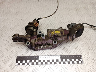 фланец (тройник) системы охлаждения Opel Omega B 1999, 2.0 л., бензин, 93276609