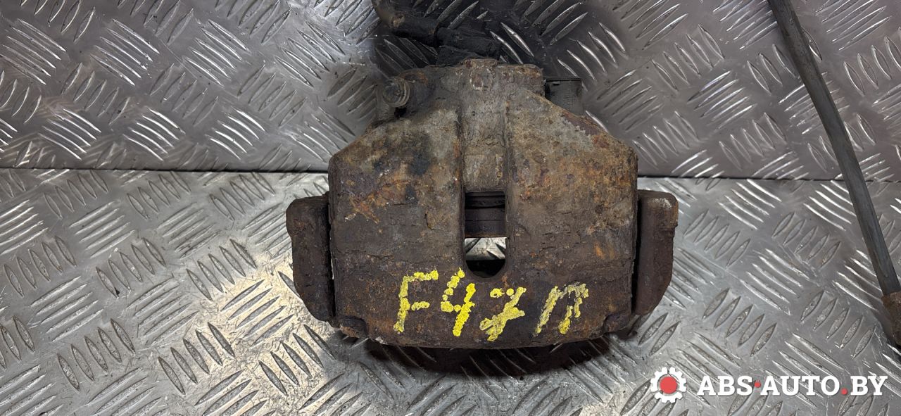 суппорт передний правый Volkswagen Passat B6 2009, 2.0 л., дизель, МКПП, универсал - фото №1