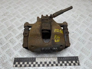 суппорт передний левый Peugeot 3008 1 поколение 2012, 1.6 л., дизель, робот, передний привод, правый руль, 4401N8