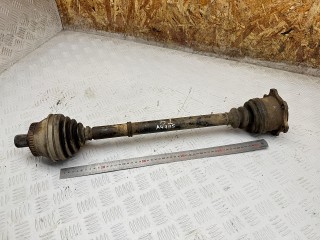 полуось передняя правая (приводной вал, ШРУС) Audi A6 4B/C5 1999, 2.5 л., AKN, дизель, МКПП, универсал, передний привод, 4B0407272C