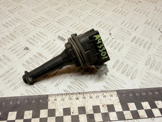 катушка зажигания Volvo V50 1 поколение [рестайлинг] 2008, 2.4 л., B 5244 S4, бензин, МКПП, универсал, 30713417, 0040102055, ZSE055, 0221604010, 880293, 1371601, 6M5G12029AA, CCZ2130MA, GCK0096TN, DMB941, CE130, CZ2130A, CZ2130C, 8677837, 201N10102Z