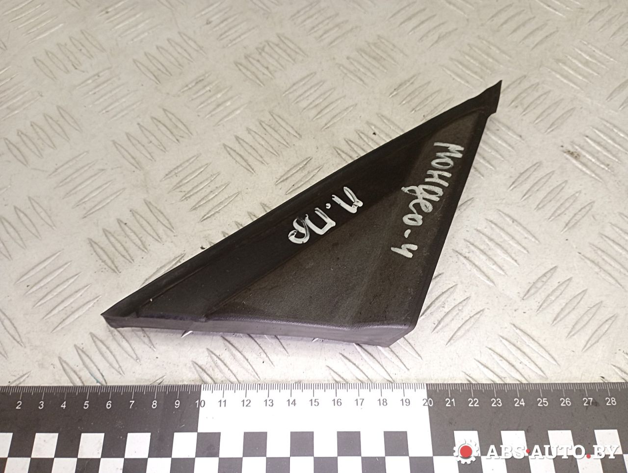 накладка крыла (уголок зеркала) переднего правая Ford Mondeo 4 поколение 2007, 2.0 л., дизель, 7S71A16003A - фото №1