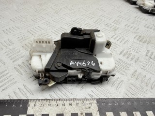 замок двери передней правой Peugeot 607 1 поколение 2003, 2.2 л., бензин, МКПП, седан, 9136H3