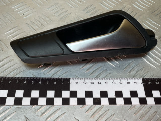ручка внутренняя передняя правая Volkswagen Passat B6 2010, 1.4 л., CDGA, бензин, АКПП, универсал, 3C1837114