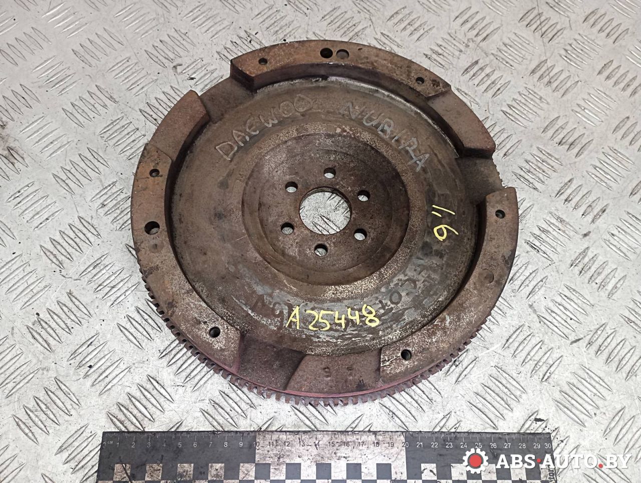 маховик Daewoo Nubira J100 1999, 1.6 л., бензин - фото №1